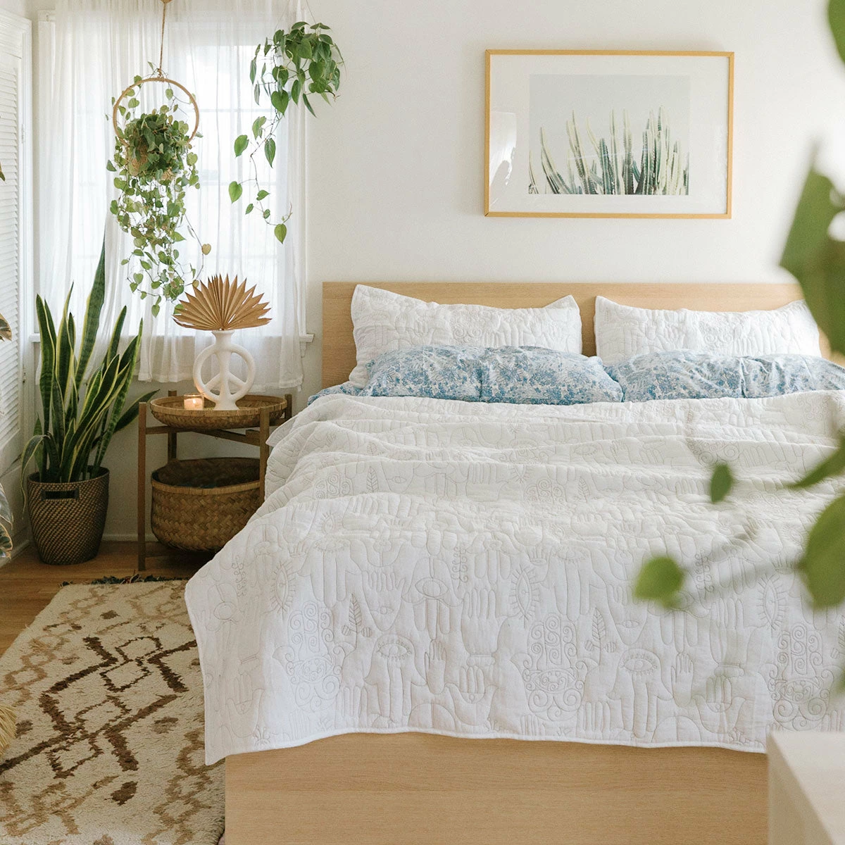 Peking Cloud Hamsa Quilt Set By Jungalow® All Décor 4 Peking Cloud Hamsa Quilt Set By Jungalow® All Décor