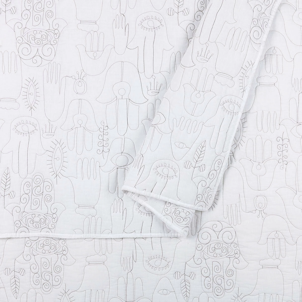 Peking Cloud Hamsa Quilt Set By Jungalow® All Décor 3 Peking Cloud Hamsa Quilt Set By Jungalow® All Décor