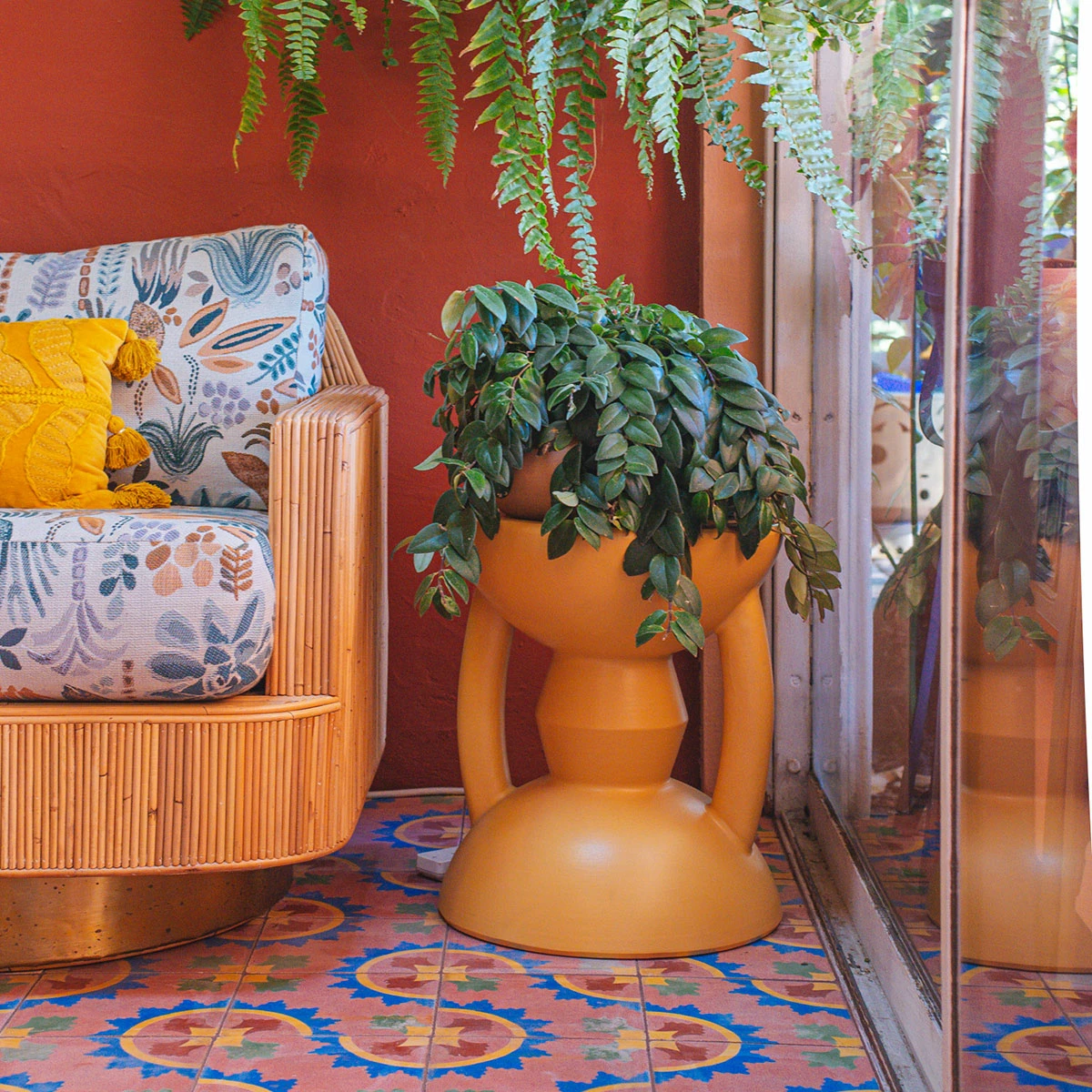 Jungalow® Sunflower Mali Hourglass Stool By Justina Blakeney™ New 2 Jungalow® Sunflower Mali Hourglass Stool By Justina Blakeney™ New