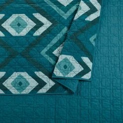 Peking Midway Quilt Set By Jungalow®